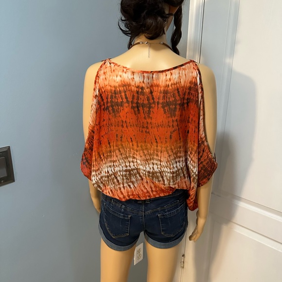 BCX chiffon cold shoulder shirt size M - Picture 2 of 4